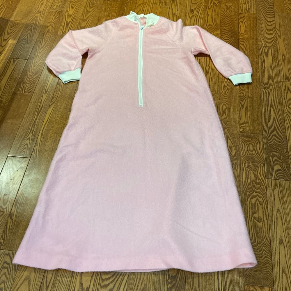 Vintage Sears Nighty sleep Robe Shop 80s